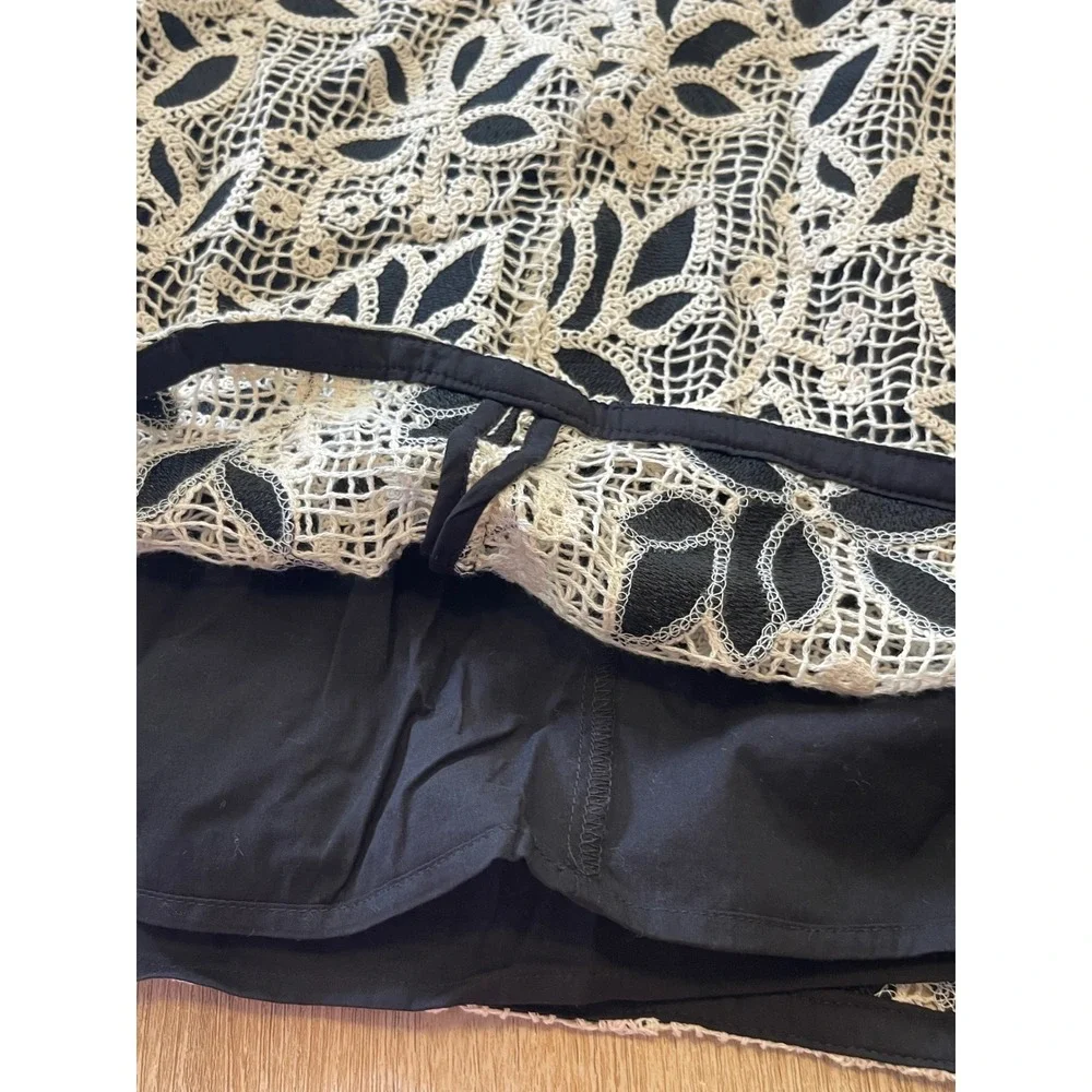 LOFT Women Black Cream Crochet Overlay Sleeveless Shift Dress Size 12 NWT